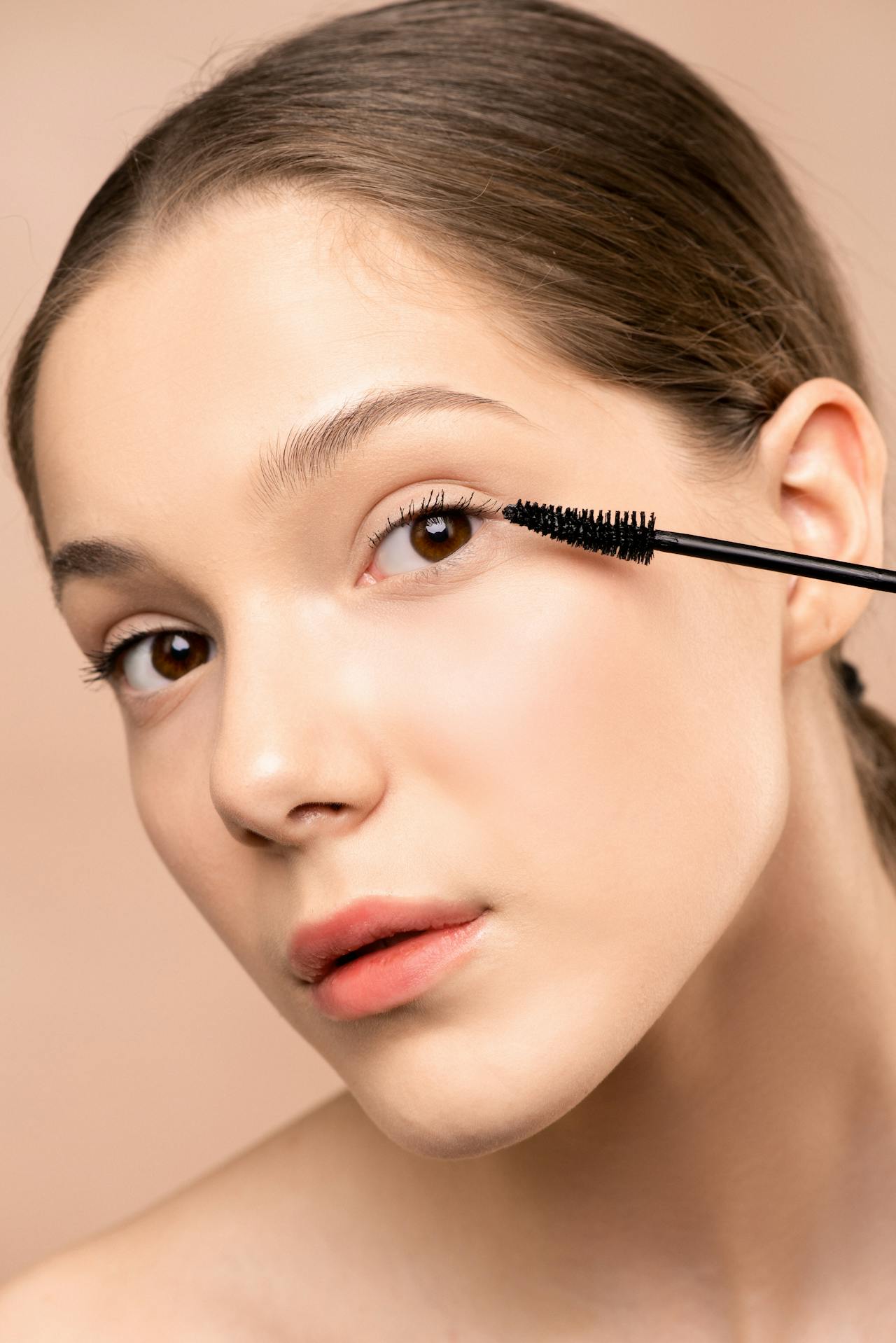Self Adhesive Lash Clusters: The Ultimate No Glue Needed Solution for DIY Eyelash Extensions Style