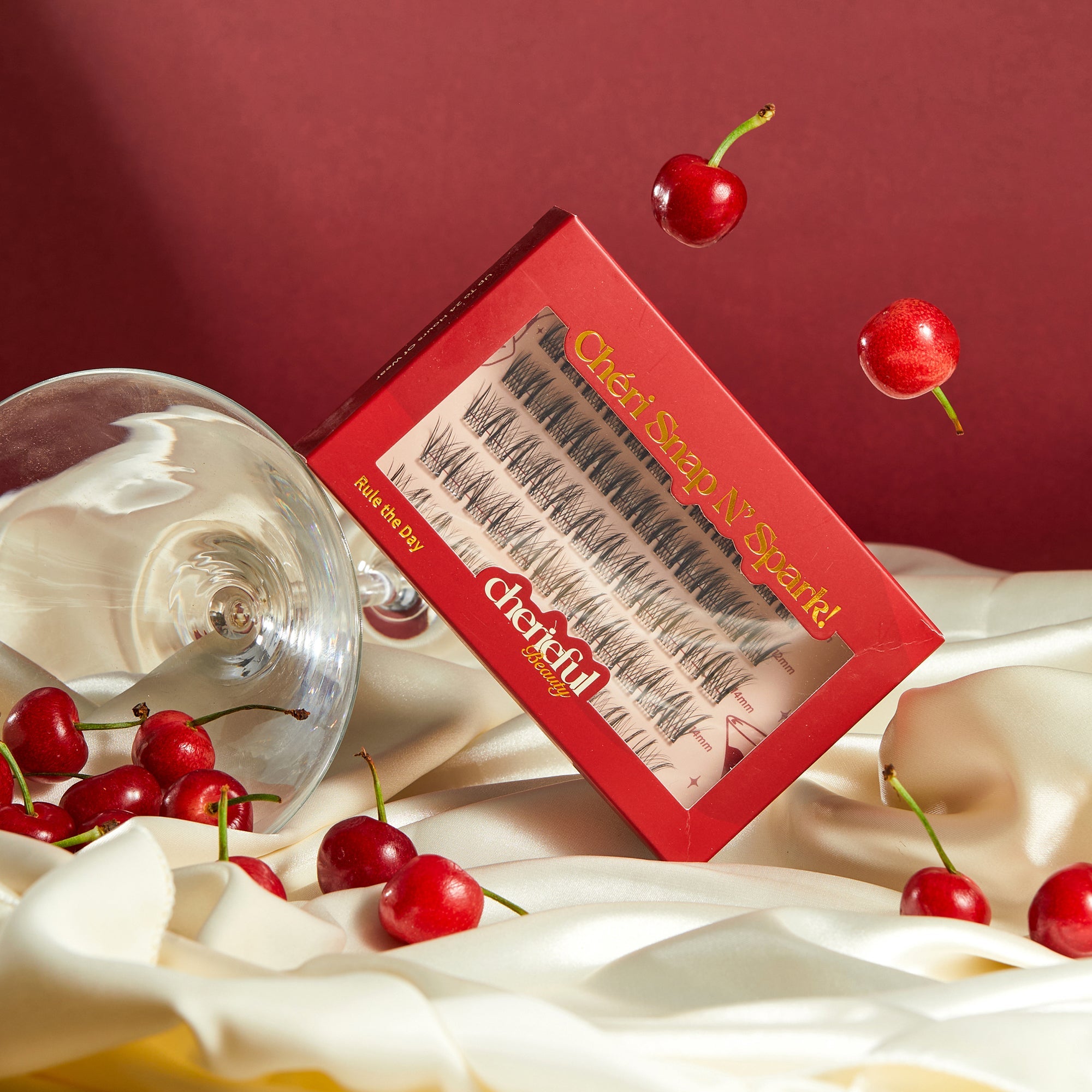Self Adhesive Lash Clusters: How to Apply Wispy, Spiky, and Anime Lashes with No Glue Needed for a Stunning DIY Look